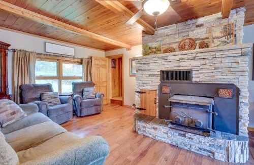 Hill City House | Hill City Haven ~ 23 Mi to Rapid City!