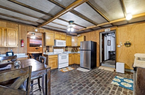 Sevierville Cabin | Hillbilly Highrise