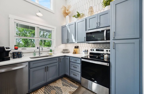 Tracy City Cabin | Hillside Haven at The Retreat at Water's Edge