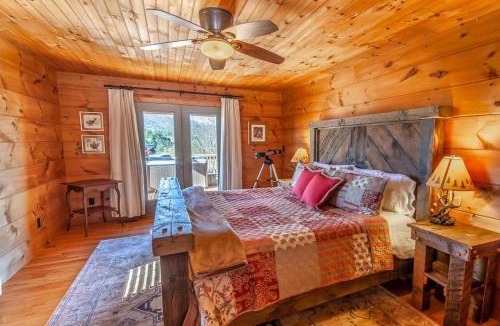 Boone House | Hilltop Haven