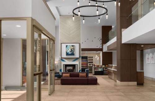 Bethesda Hotel | Hilton Garden Inn Bethesda Downtown