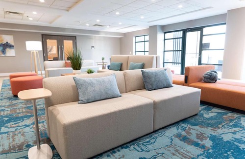 Des Moines Hotel | Hilton Garden Inn Des Moines Airport