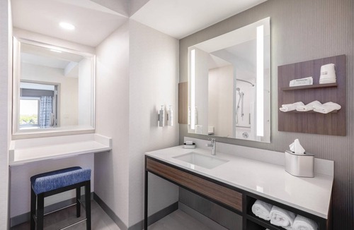 Johnston Hotel | Hilton Garden Inn Des Moines/Urbandale