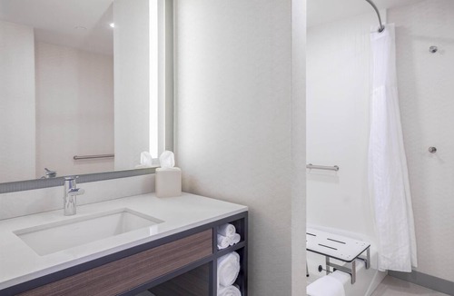 Johnston Hotel | Hilton Garden Inn Des Moines/Urbandale
