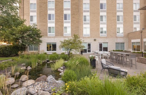 Johnston Hotel | Hilton Garden Inn Des Moines/Urbandale