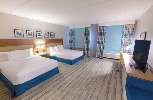 Lakewood Hotel | Hilton Garden Inn Lakewood