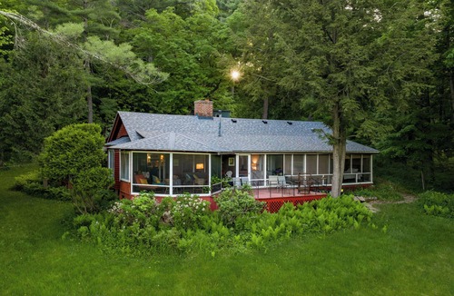 Scandia House | Historic 1912 summer cabin on the St. Croix river