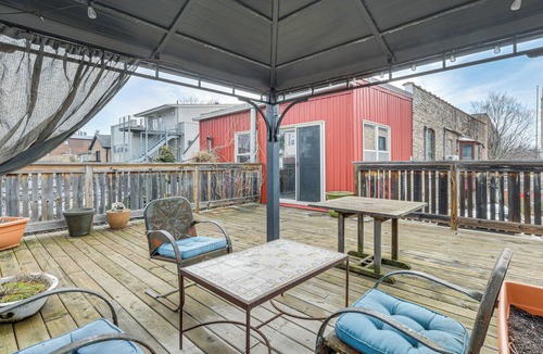 Bucktown House | Historic 1930s Retreat! Walk to Wicker Park