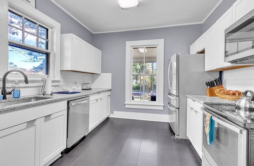 Simpsonville House | Historic 3BR with Porch & Fire Pit near Downtown
