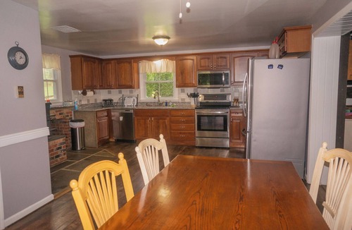 Ijamsville House | Historic 70-Acre Farm with Porches, Animals & Ponds