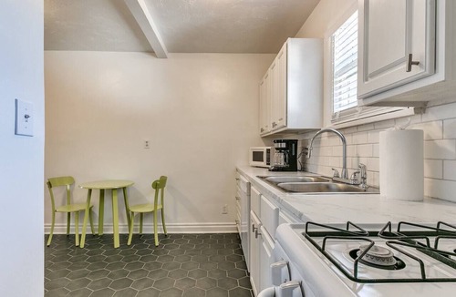 Central Oklahoma City House | Historic Beauty. Great for group travel, up to 13.