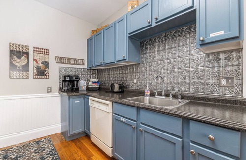 Galena House | Historic Beauty Steps to Main St - Fireplace, 3 Season Room, Record Player