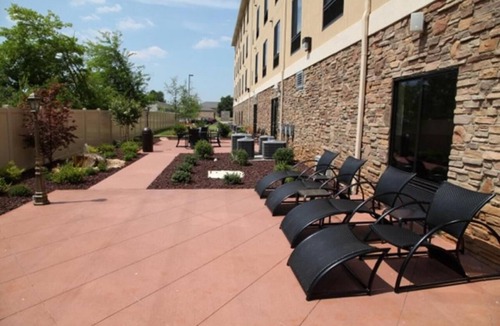 Madison Hotel | Historic Charm! 4 Modern Units Near Attractions