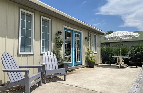 Kemblesville Apartment | Historic charm, all new amenities at Swallow's Rest: East