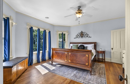 Cedar Rapids House | Historic Charm at Richmond Hill