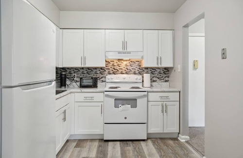 Wilmington Apartment | Historic Charm Meets Modern Comfort: The Chateau