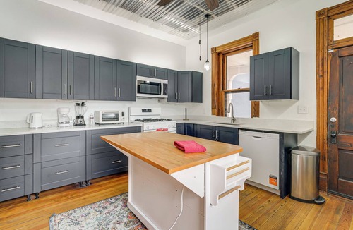 Southeast Omaha House | Historic Queen Anne Omaha Home in Field Club