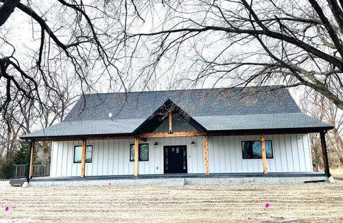 South Loup City House | Hole 4 Hideaway