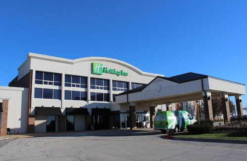 Greater South Side Hotel | Holiday Inn Des Moines-Airport Conf Center by IHG