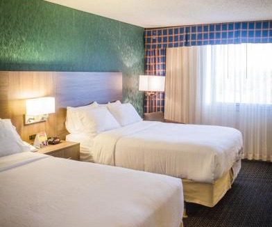 Downtown Des Moines Hotel | Holiday Inn Des Moines-Downtown-Mercy Campus by IHG