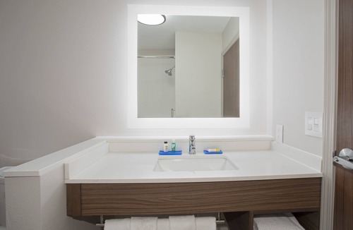Dakota Dunes Hotel | Holiday Inn Express & Suites Sioux City North-Event Center by IHG