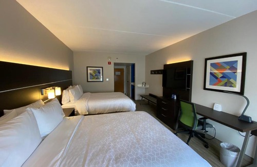 Prospect Heights Hotel | Holiday Inn Express & Suites - Prospect Heights by IHG
