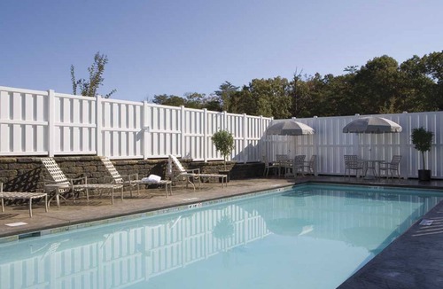 Ruckersville Hotel | Holiday Inn Express & Suites Charlottesville - Ruckersville, an IHG Hotel