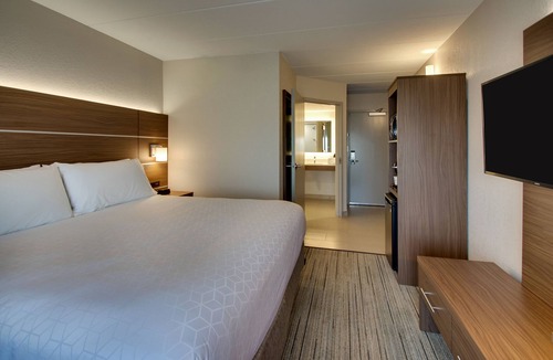 Pleasantville Hotel | Holiday Inn Express Atlantic City W Pleasantville by IHG