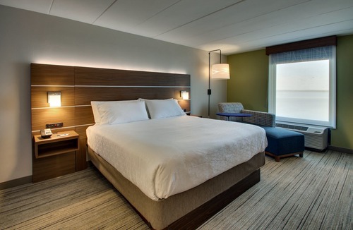 Pleasantville Hotel | Holiday Inn Express Atlantic City W Pleasantville by IHG