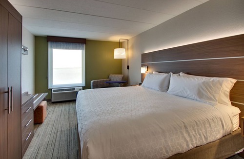 Pleasantville Hotel | Holiday Inn Express Atlantic City W Pleasantville by IHG