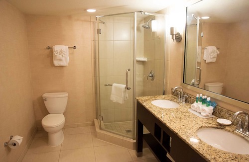 Hanover Hotel | Holiday Inn Express Baltimore-BWI Airport West by IHG