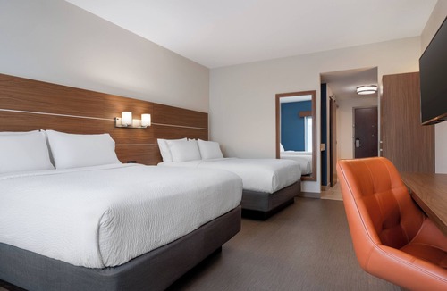 Calhoun Hotel | Holiday Inn Express Calhoun South by IHG