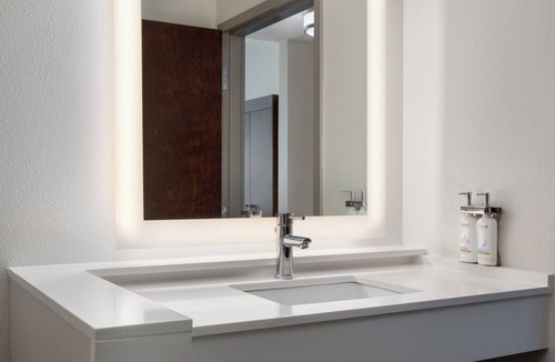 Calhoun Hotel | Holiday Inn Express Calhoun South by IHG
