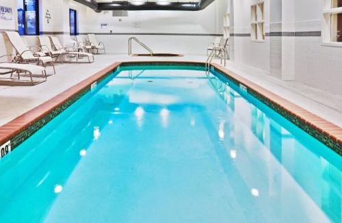 Bartlesville Hotel | Holiday Inn Express Hotel & Suites Bartlesville by IHG