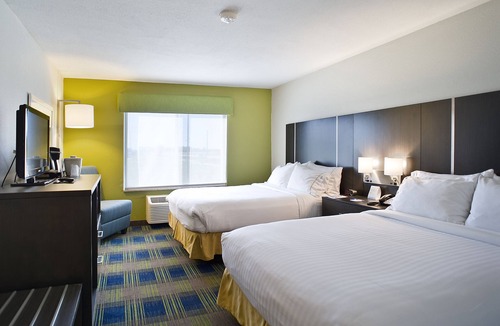 Vermillion Hotel | Holiday Inn Express Hotel & Suites Vermillion by IHG