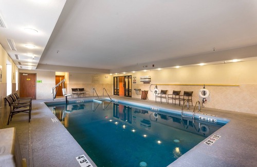 Edmond Hotel | Holiday Inn Express Hotel & Suites Edmond, an IHG Hotel