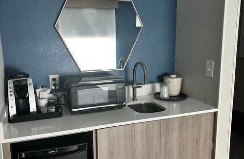 Wilson Hotel | Holiday Inn Express Hotel & Suites Wilson - Hayes Place by IHG