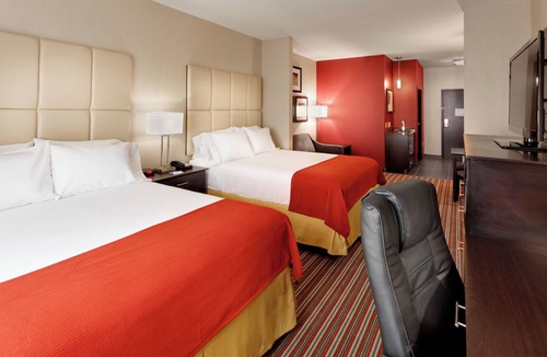 Stonybrook-Wilshire Hotel | Holiday Inn Express Hotel & Suites York NE - Market by IHG