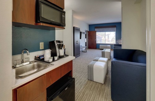 Gadsden Hotel | Holiday Inn Express Hotel & Suites Gadsden W-Near Attalla by IHG