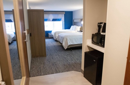 O'Neill Hotel | Holiday Inn Express Oneill by IHG