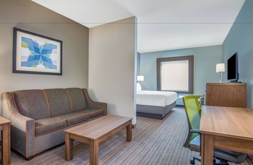 Stillwater Hotel | Holiday Inn Express & Suites Stillwater - University Area by IHG