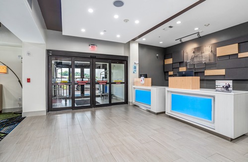 Van Buren Hotel | Holiday Inn Express Suites Van Buren-Ft Smith Area, an Ihg Hotel