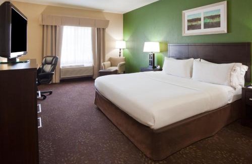 Aberdeen Hotel | Holiday Inn Express & Suites Aberdeen by IHG