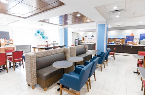 Farragut Hotel | Holiday Inn Express & Suites Knoxville-Farragut by IHG