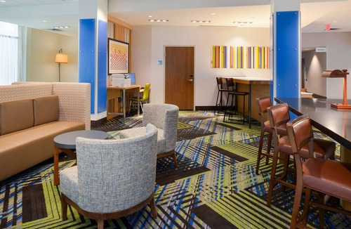 Ottumwa Hotel | Holiday Inn Express & Suites Ottumwa by IHG