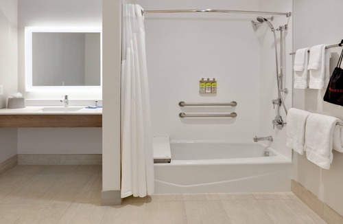 Yukon Hotel | Holiday Inn Express & Suites Oklahoma City West-Yukon by IHG