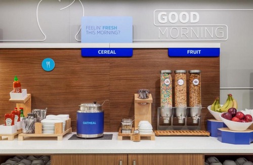 Elkhorn Hotel | Holiday Inn Express & Suites - West Omaha - Elkhorn by IHG