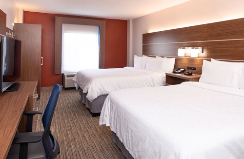 Towson Hotel | Holiday Inn Express Towson - Baltimore North, an IHG Hotel