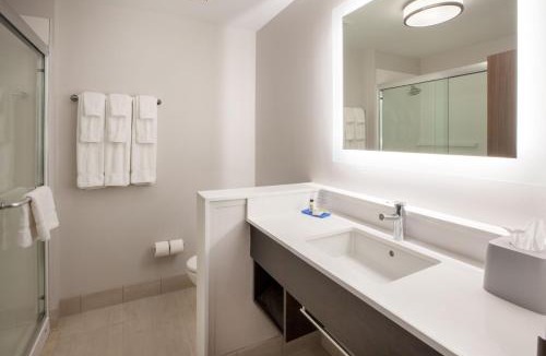 Nebraska City Hotel | Holiday Inn Express & Suites - Nebraska City by IHG