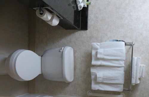 Montgomery Hotel | Holiday Inn Montgomery Airport South by IHG